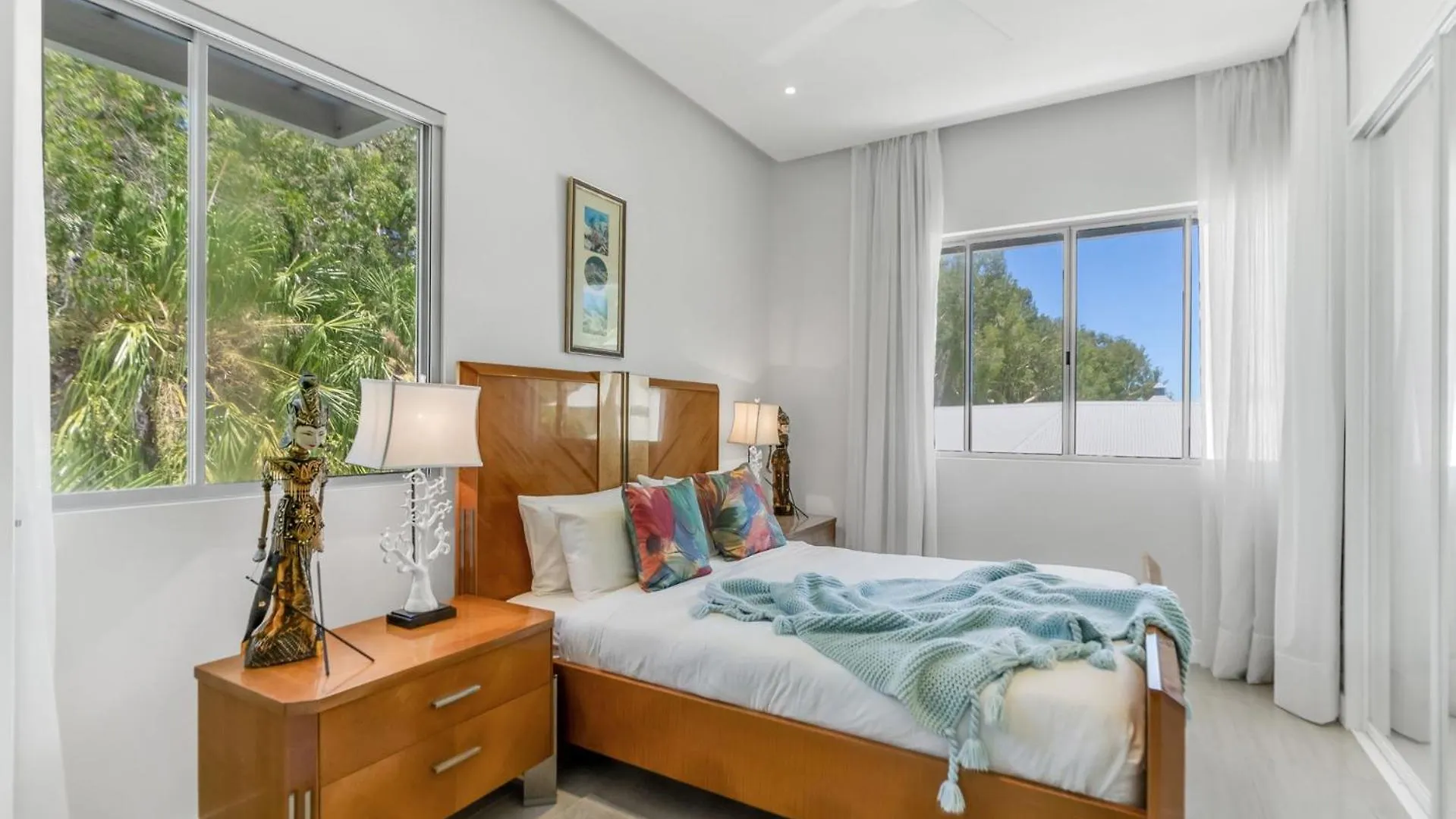 Apartment Belle Escapes Daydream At Drift Beachfront Palm Cove