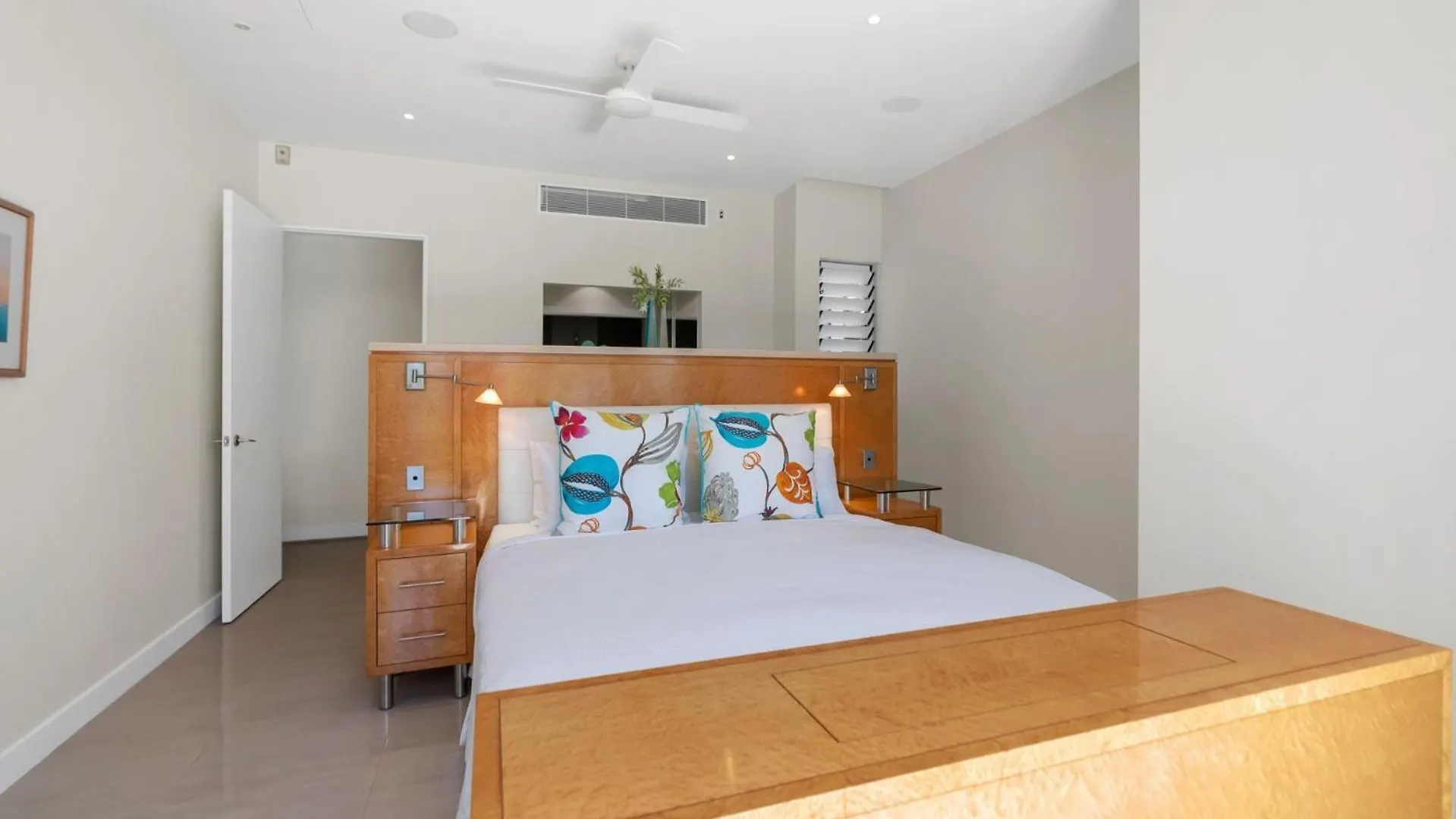 Belle Escapes Daydream At Drift Beachfront Palm Cove 0*,